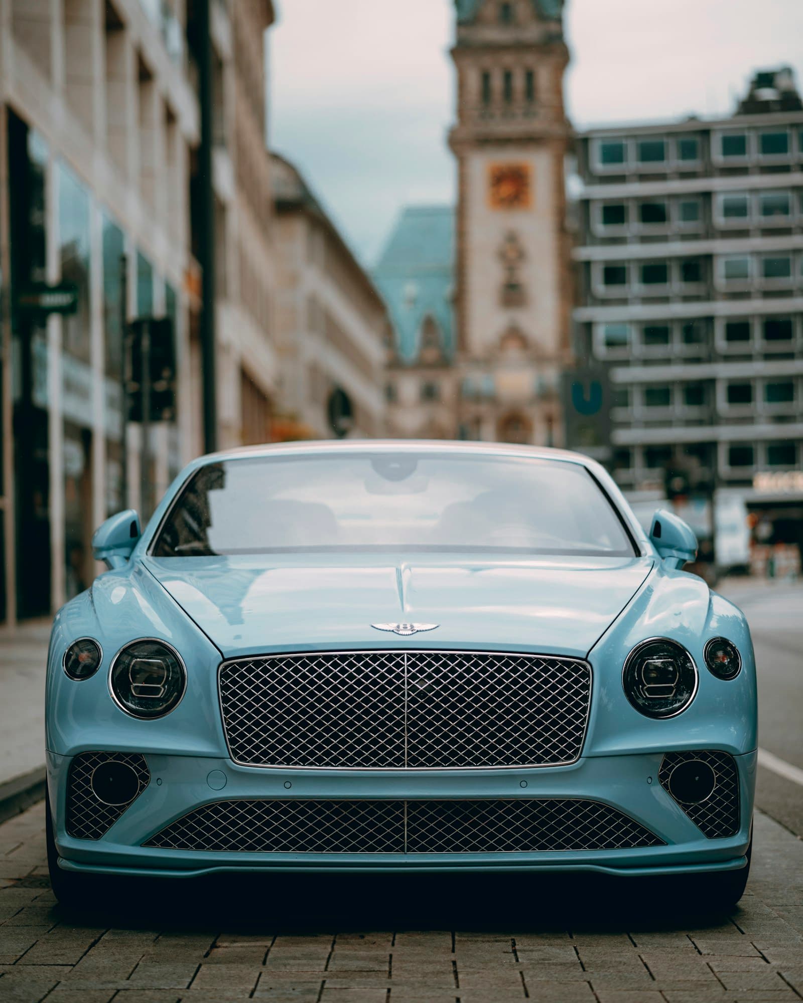 Light blue Bentley Continental GT, before color change render