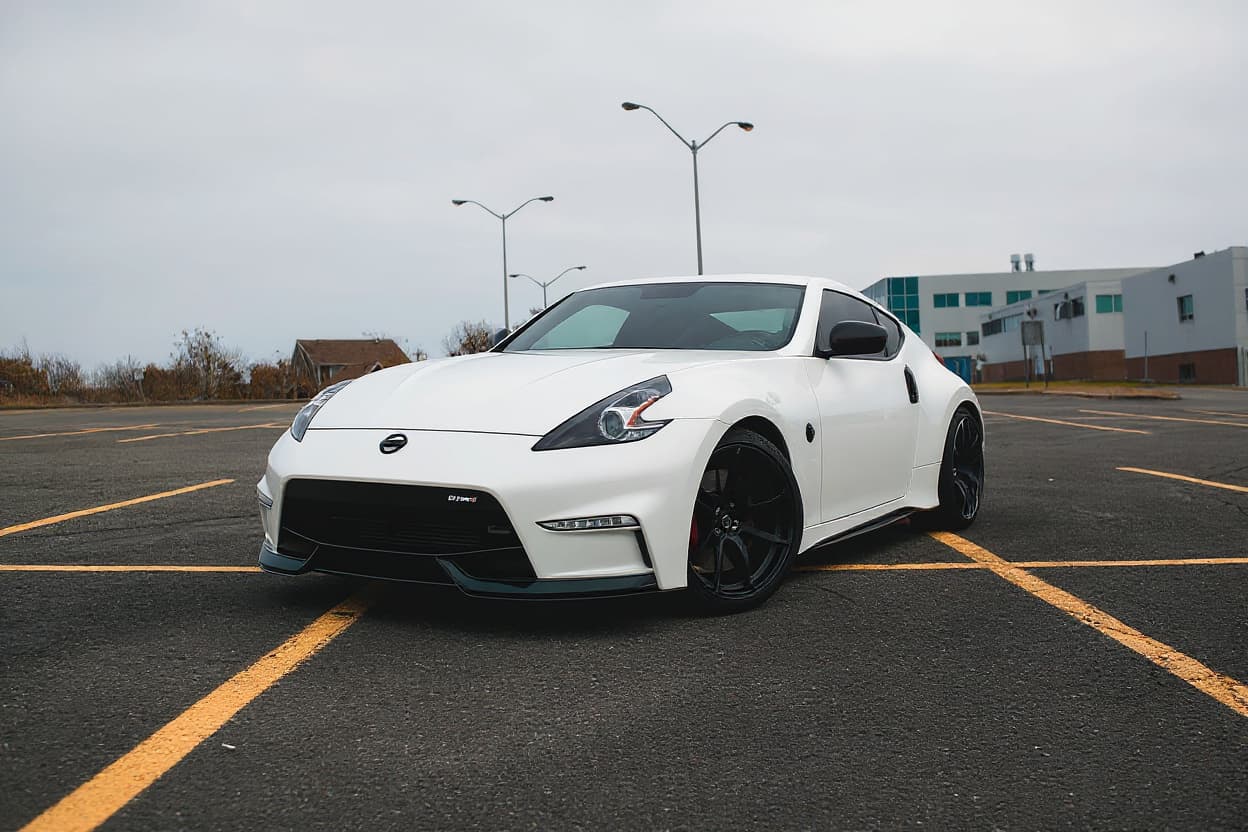 Nissan 370Z (Z34) Stance AI render example
