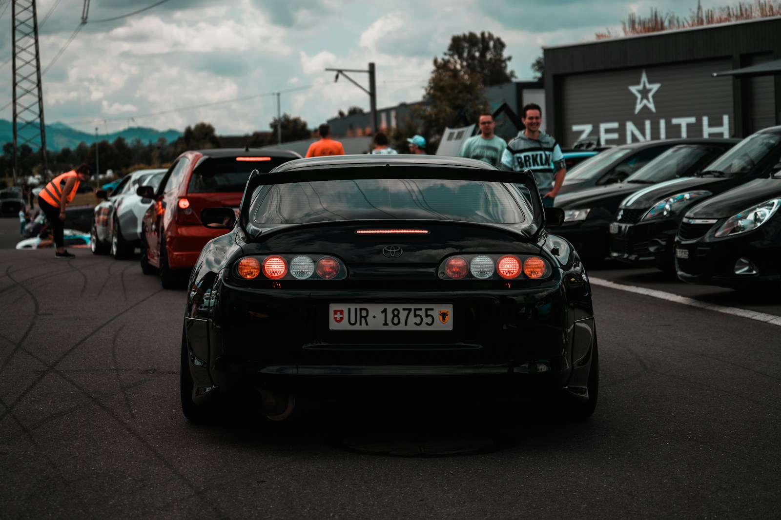 Toyota Supra MK4 — 2JZ legend
